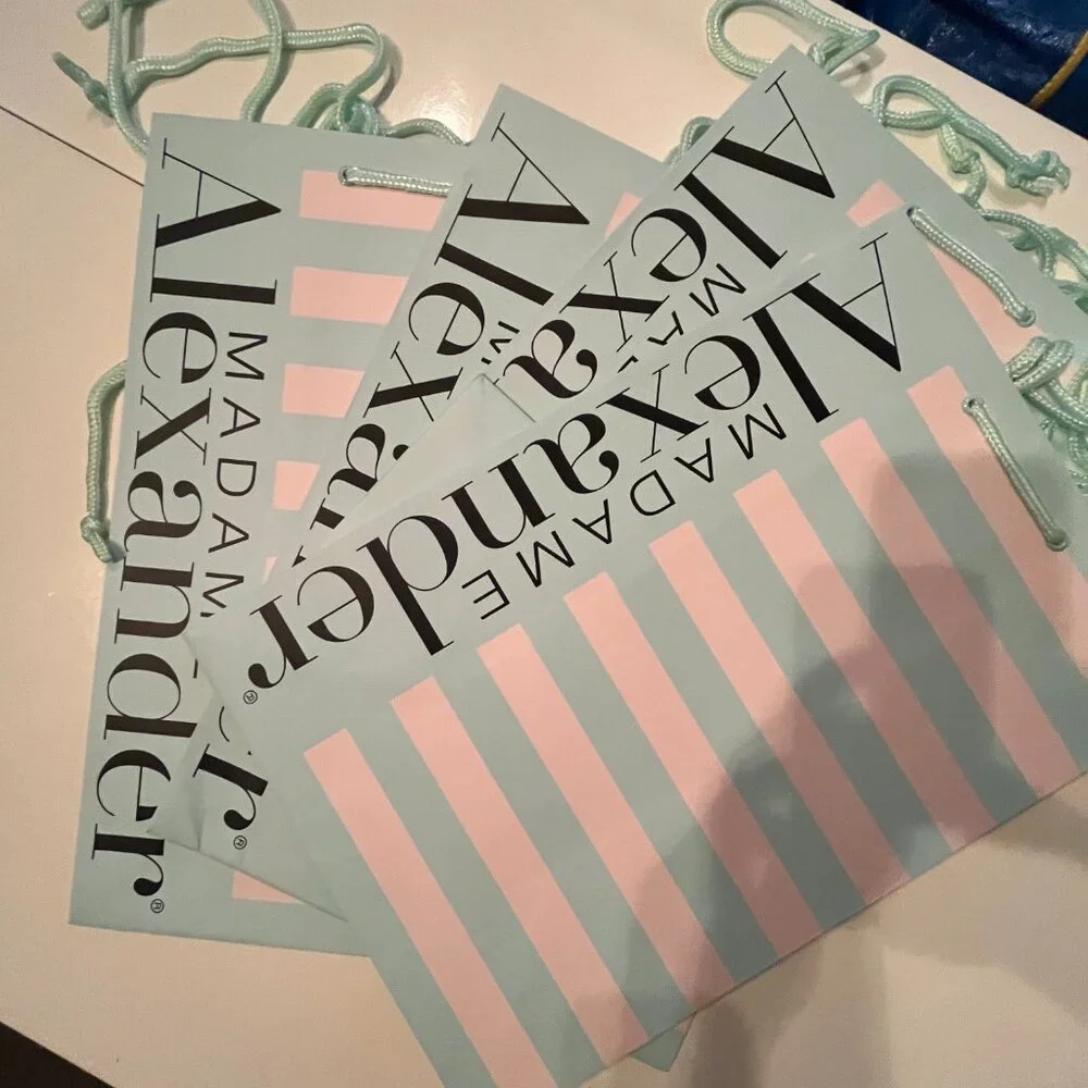 Madame Alexander Large Shopping Bags (Set of 4) (Great Condition - RARE) (p/s/x)